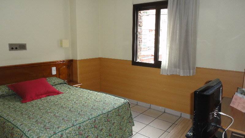 Hotel Pitiusa Andorra la Vella Bagian luar foto