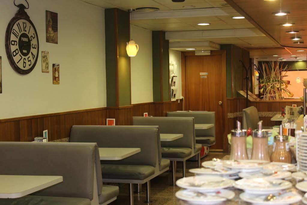 Hotel Pitiusa Andorra la Vella Bagian luar foto